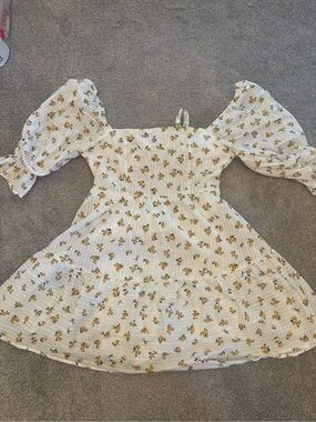 SHEIN White Backless Puff-Sleeve Floral Sundress